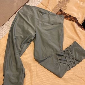 Olive green yoga pants